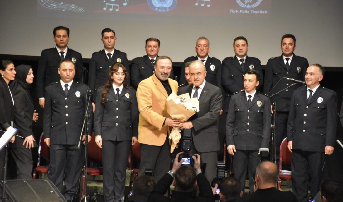 ORDU (AA) – Ordu'da emniyet personelinden oluşan koro, Türk Polis