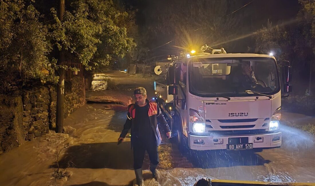 OSMANİYE (AA) – Osmaniye'nin Düziçi ilçesinde sağanak hayatı olumsuz etkiledi.