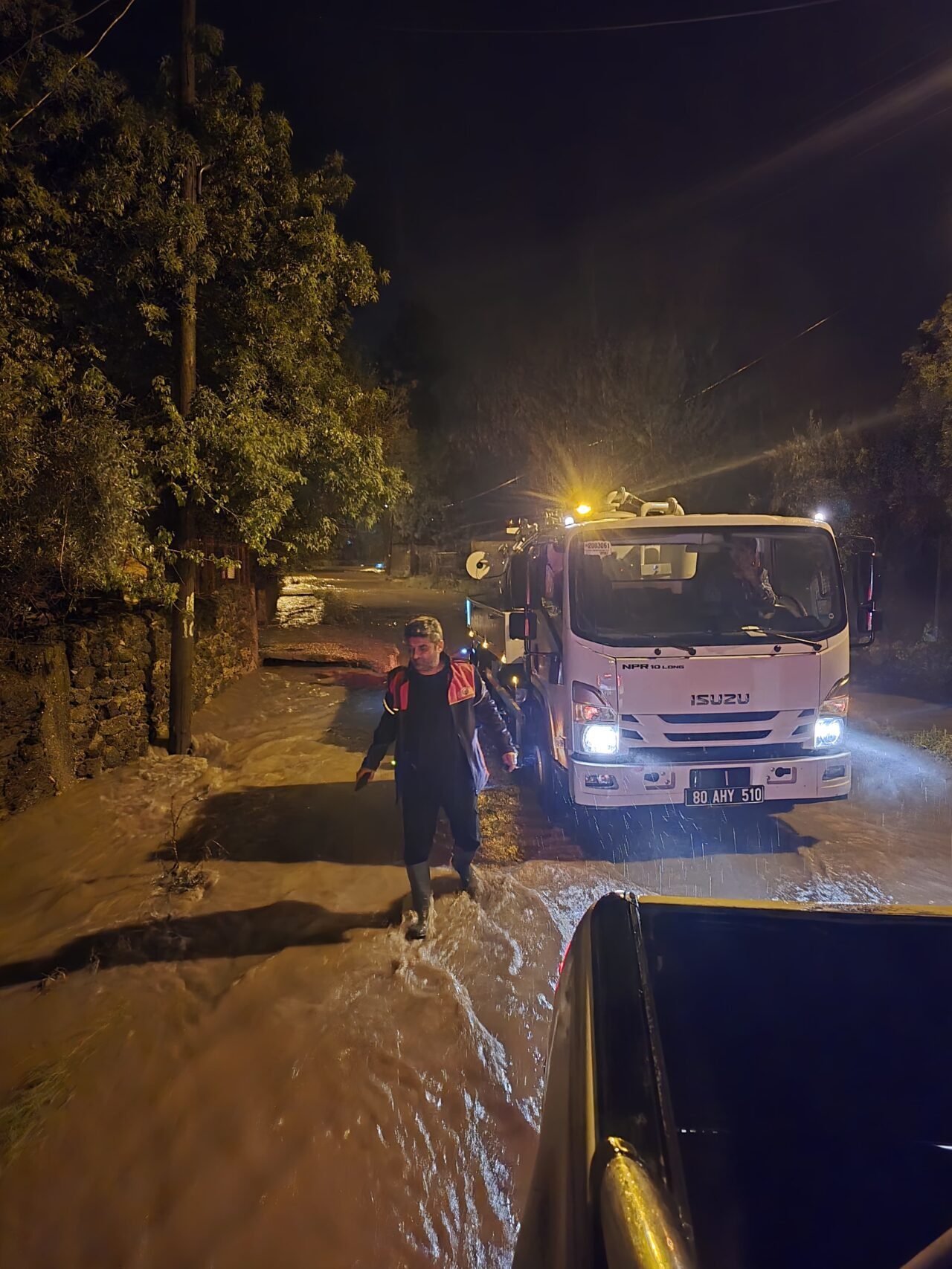 OSMANİYE (AA) – Osmaniye'nin Düziçi ilçesinde sağanak hayatı olumsuz etkiledi.