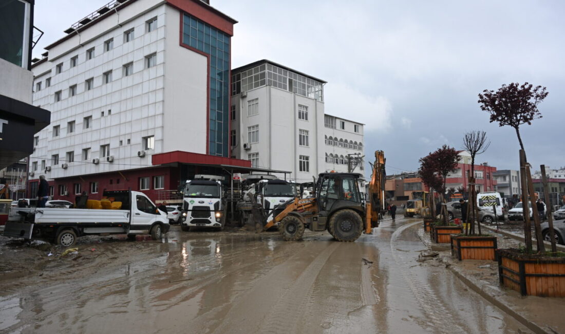 - Olumsuz hava koşulları nedeniyle eğitime bugün öğleden sonra ara