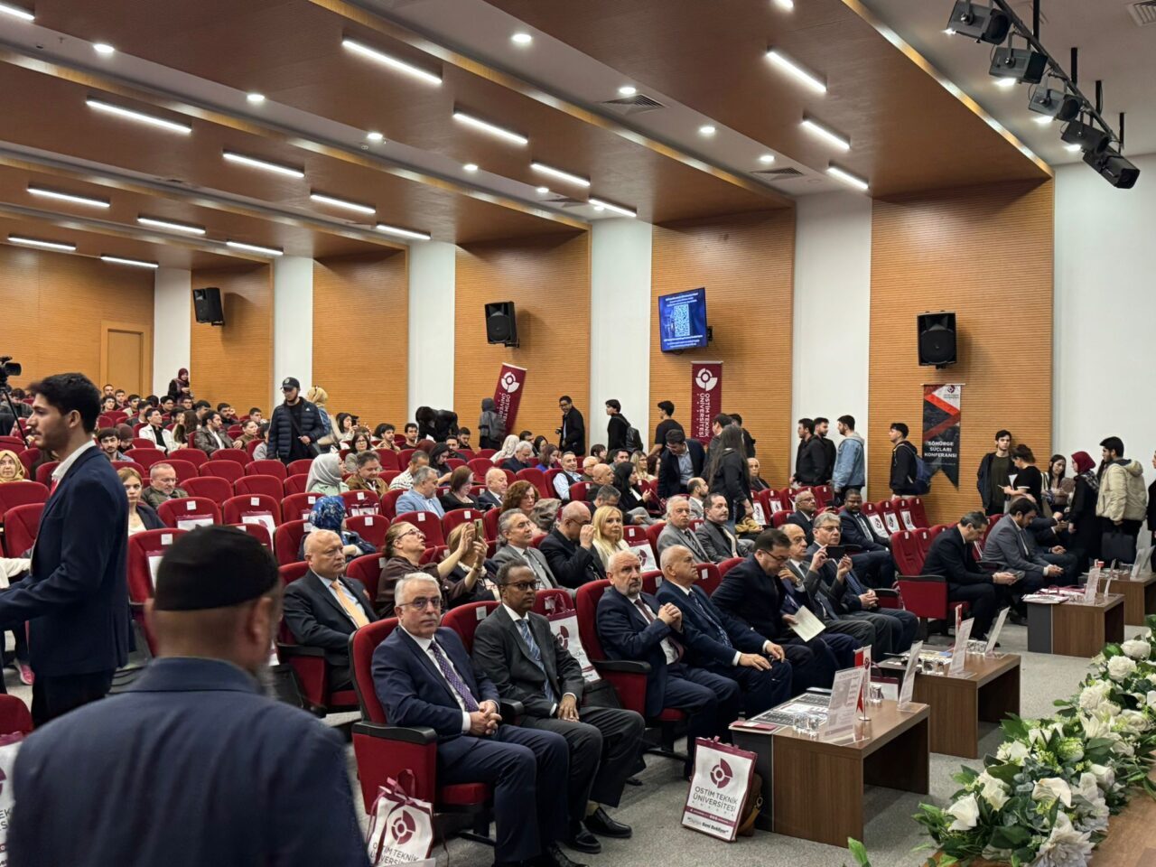 ANKARA (AA) – Küresel ölçekte insan hakları ihlalleri, sömürgecilik politikaları