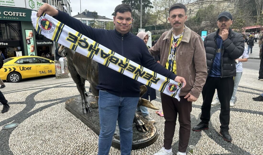 AMASYA (AA) – Amasya'da yaşayan otizmli Muhammed Çağrı Ayva'nın Fenerbahçe