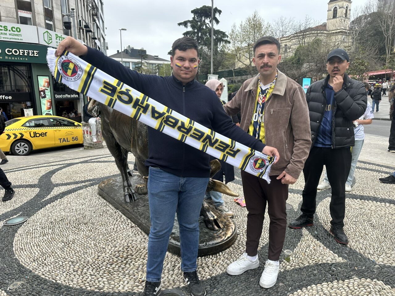 AMASYA (AA) – Amasya'da yaşayan otizmli Muhammed Çağrı Ayva'nın Fenerbahçe