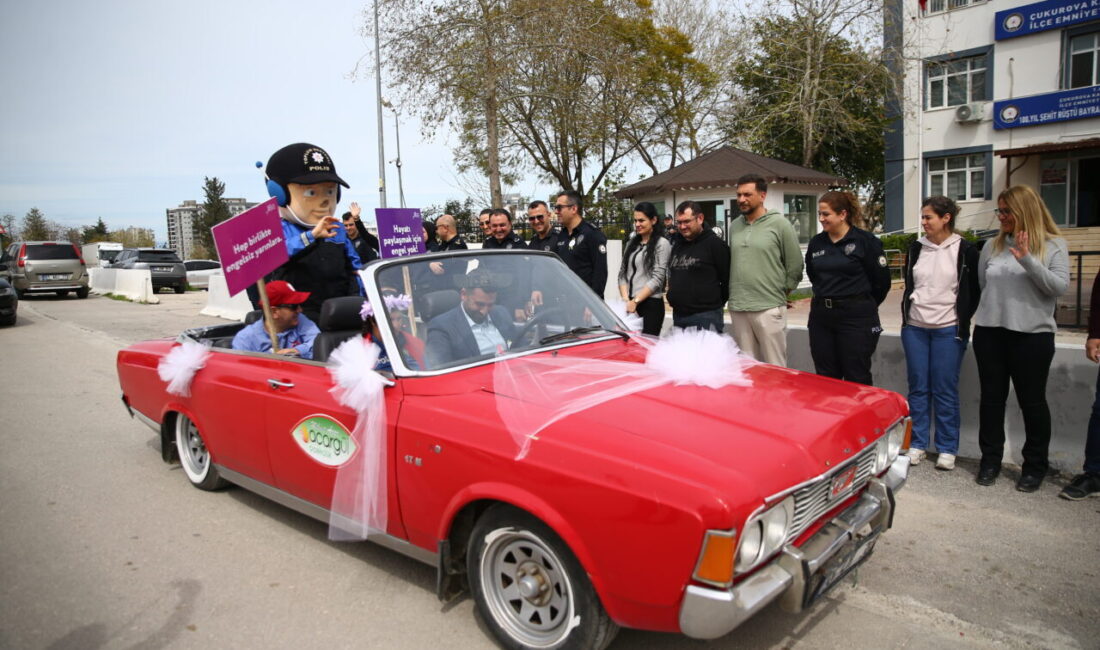 ADANA (AA) – Adana'da otizmli çocuklar ve aileleri, 2 Nisan