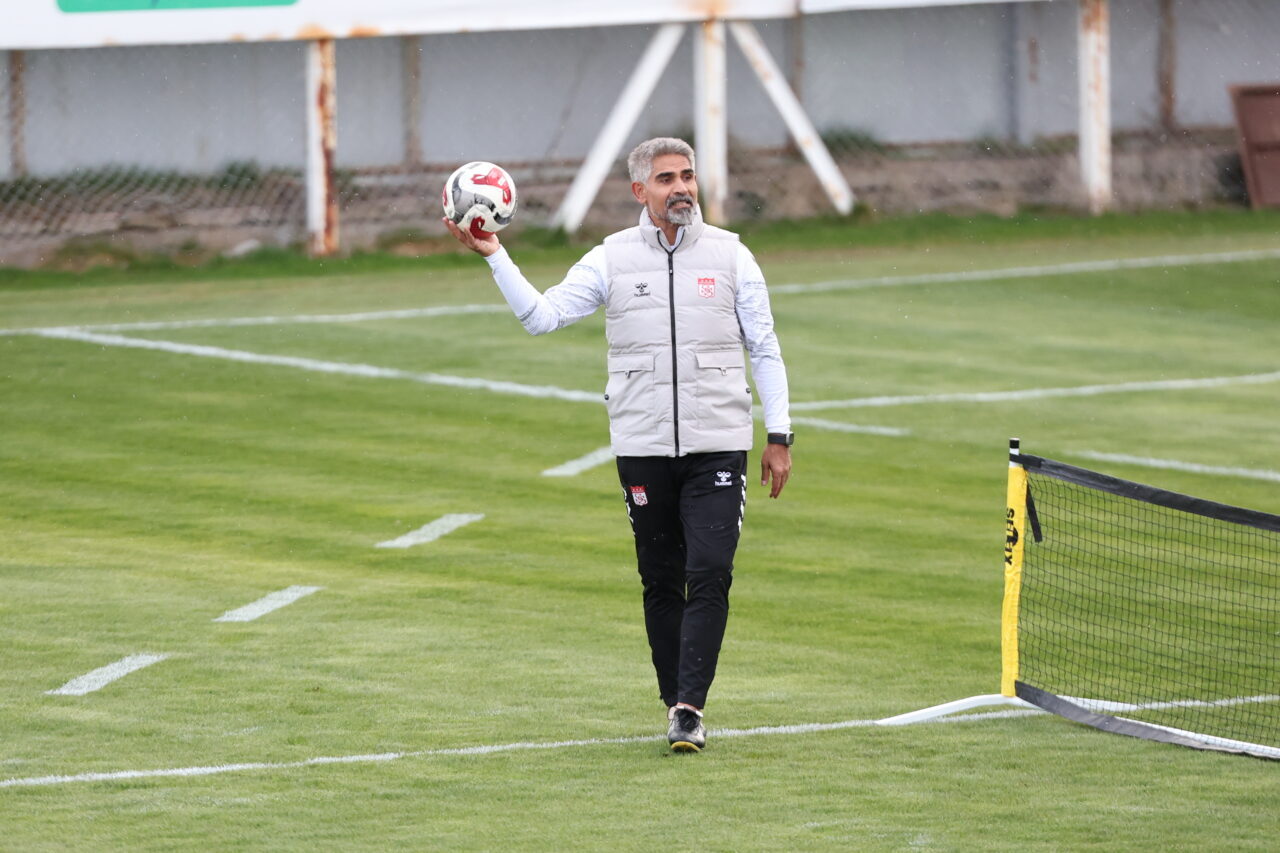 SİVAS (AA) – Özbelsan Sivasspor, Trendyol 1. Lig'in 35. haftasında