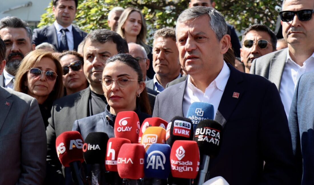 - "Bir an önce bu yanlıştan dönüleceğini, hiç değilse Mustafa