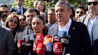 - "Bir an önce bu yanlıştan dönüleceğini, hiç değilse Mustafa