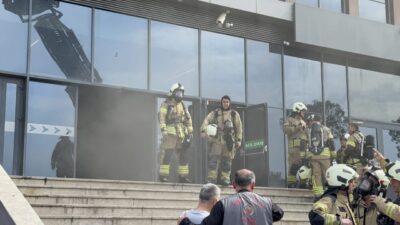 İSTANBUL (AA) – Pendik'te ev tekstili üretimi yapılan atölyede çıkan