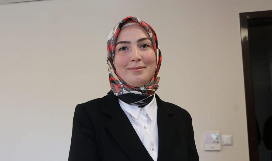 RİZE (AA) – Rize'de 13 yaşındaki diyaliz hastası Melek Köse,