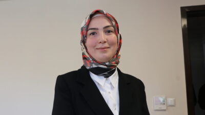 RİZE (AA) – Rize'de 13 yaşındaki diyaliz hastası Melek Köse,