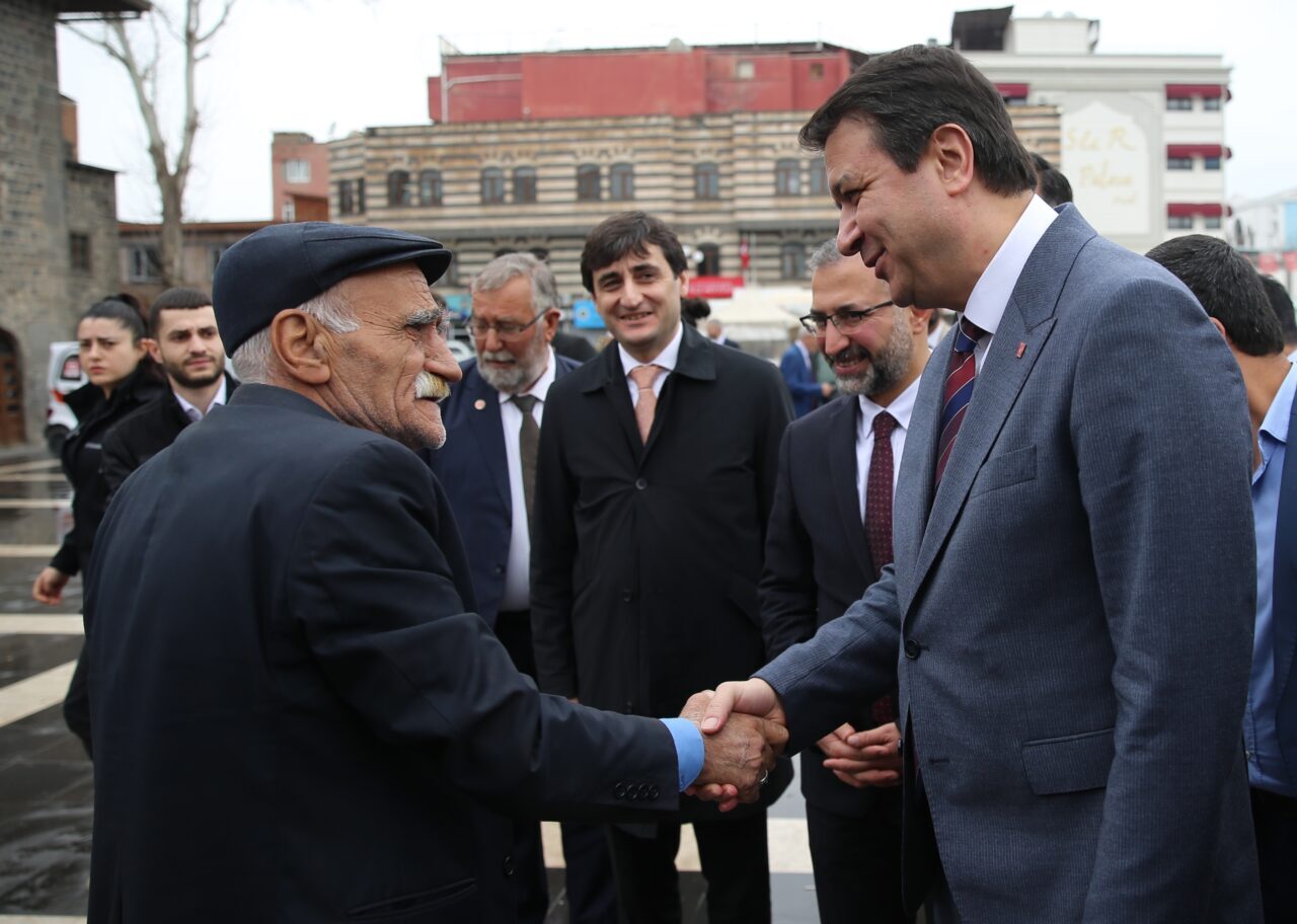 - "(Terörsüz Türkiye) Bu sürecin ne yapıp edip olumlu bitmesi