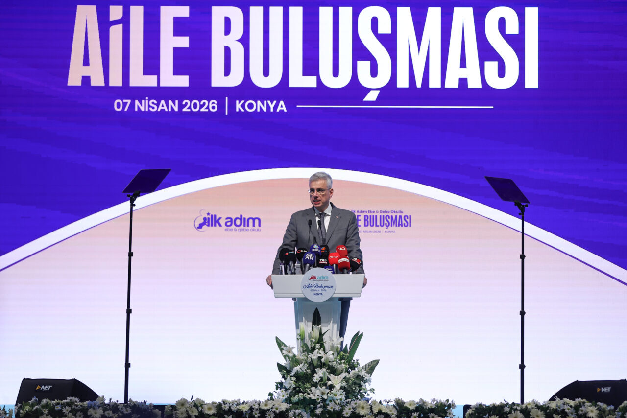 - "Özellikle 'Her Gebeye Ebe' uygulamamızla ilk gebeliğini yaşayan bütün