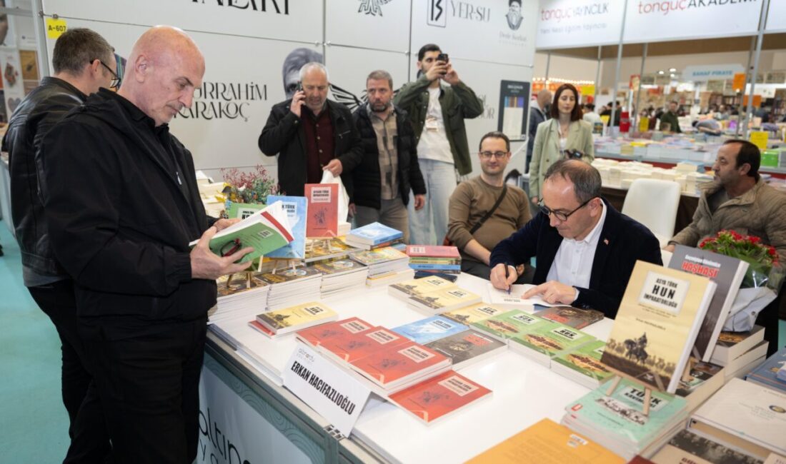 - "Öncelikle Türk yazarlardan kendi tarihimizi öğrenelim. Dünya tarihinden Türkleri