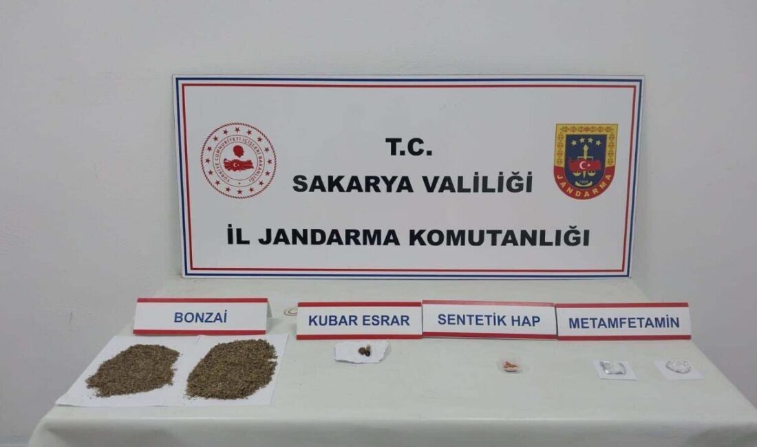 SAKARYA (AA) – Sakarya'da düzenlenen uyuşturucu operasyonunda gözaltına alınan 5