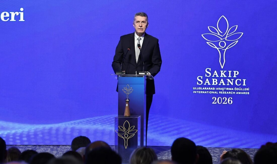 - Sabancı Üniversitesi Mütevelli Heyeti Başkanı Hayri Çulhacı:
- "Sabancı Üniversitesi