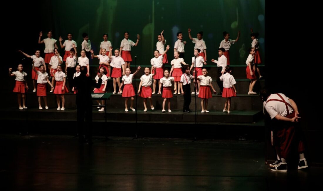 SAMSUN (AA) – Samsun Devlet Opera ve Balesinin (SAMDOB) oluşturduğu