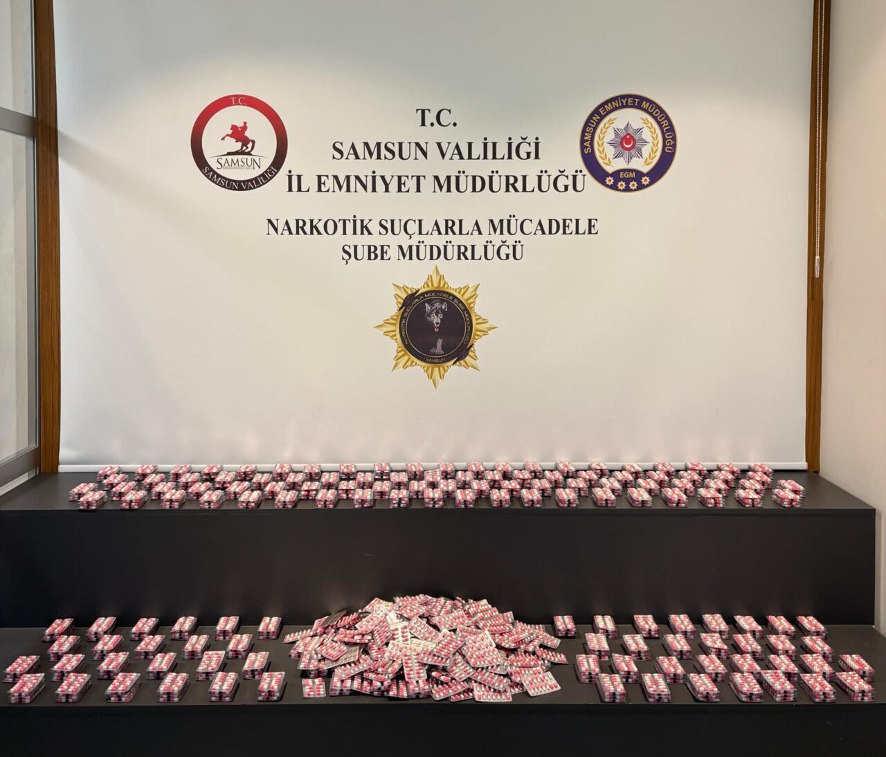 SAMSUN (AA) – Samsun’da düzenlenen operasyonda 15 bin 750 uyuşturucu