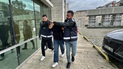 SAMSUN (AA) – Samsun'un Atakum ilçesinde tartıştığı arkadaşını bıçakla öldüren