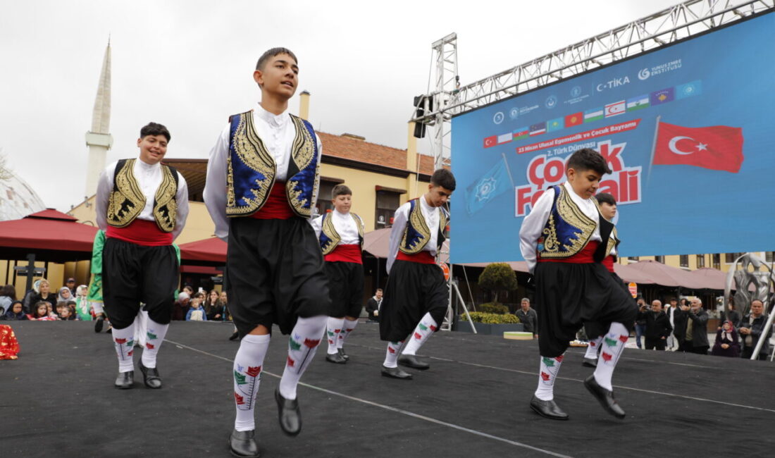 - MHP Genel Başkan Yardımcısı İlyas Topsakal:
- "Çocuklarımız birbirini daha