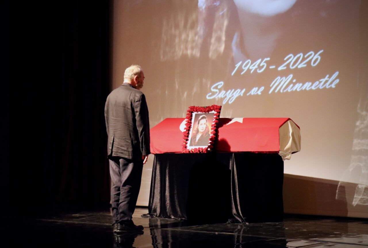 BURSA (AA) – Bursa'da 81 yaşında hayatını kaybeden sanatçı ve