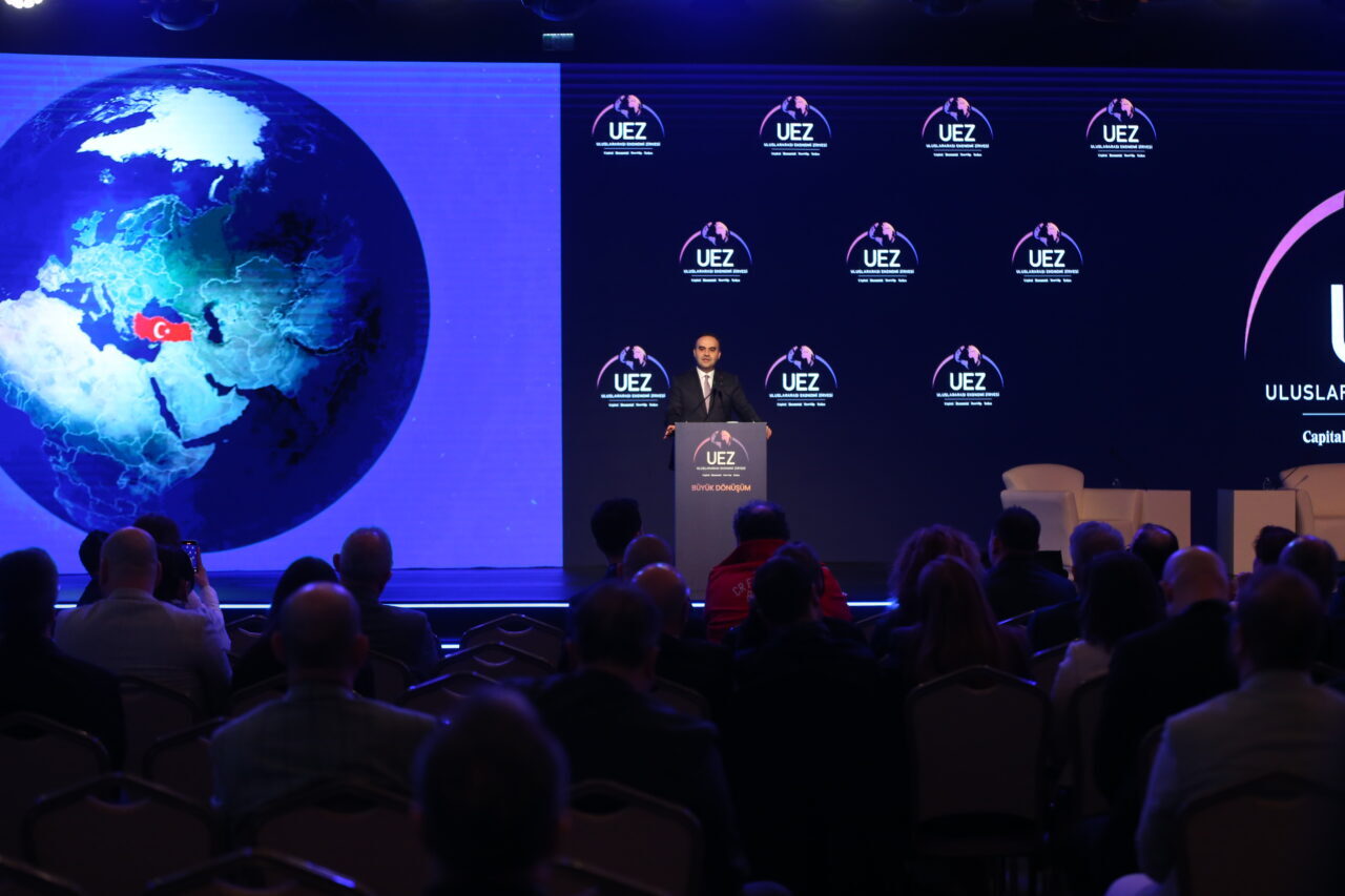 - "Türk savunma sanayisi harp paradigmasını değiştiren pek çok unsurda