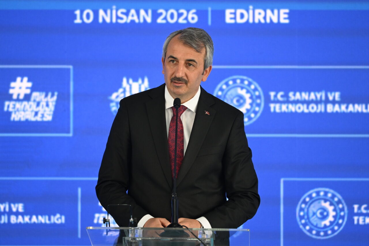 - "Geçtiğimiz yıl 273,4 milyar dolarlık ürün ihracatı gerçekleştirerek yeni