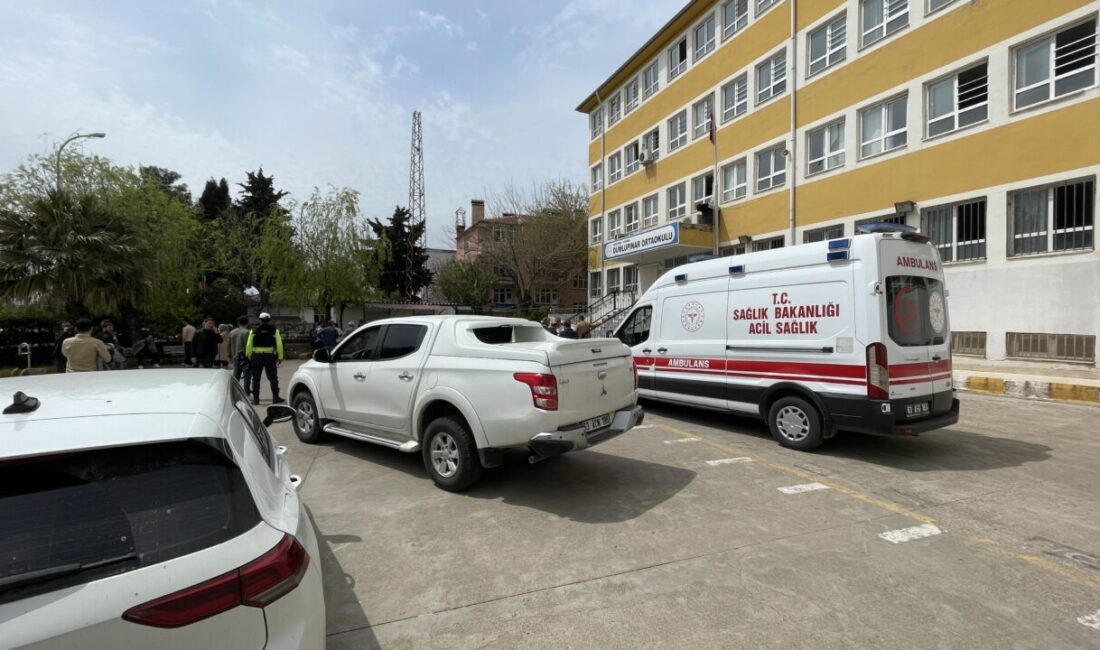 - "Bugün Siverek'te bulunan Dumlupınar Ortaokulu'na gelerek öğrenci velisi olduğunu