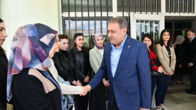 ŞANLIURFA (AA) – Şanlıurfa Valisi Hasan Şıldak, Siverek ilçesinde 16