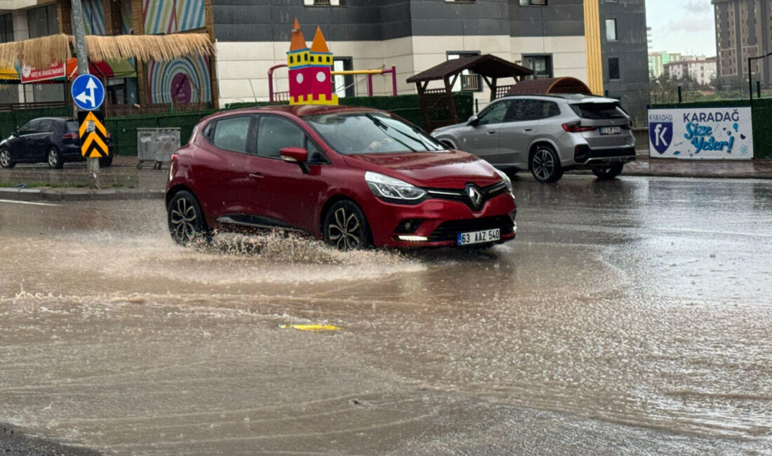 ŞANLIURFA (AA) – Şanlıurfa'da sağanak etkili oldu. Kentte öğleden sonra