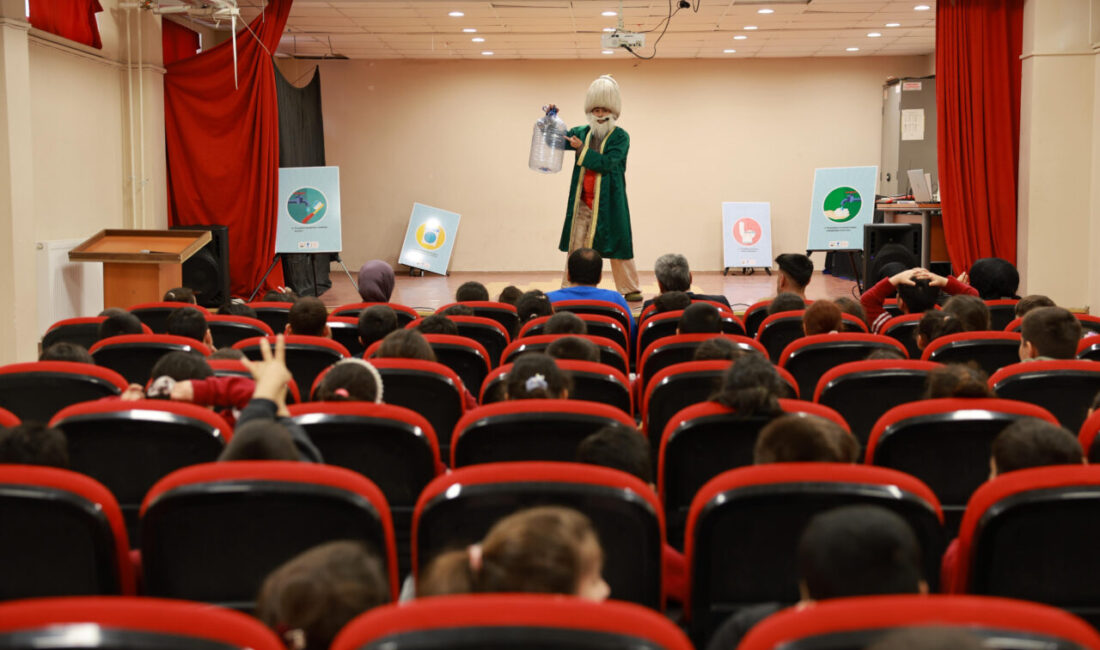 ŞANLIURFA (AA) – Şanlıurfa'da binlerce öğrenciye tiyatro oyunları aracılığıyla bilinçli