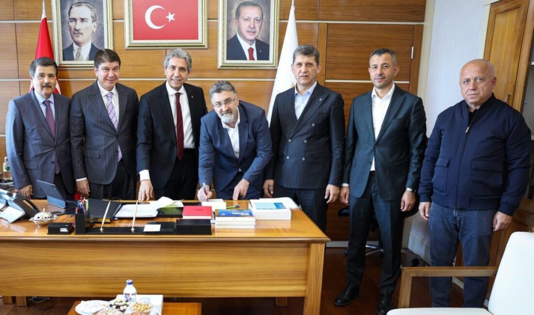 - "Benim için esas olan polemik değil hizmet, ayrışma değil