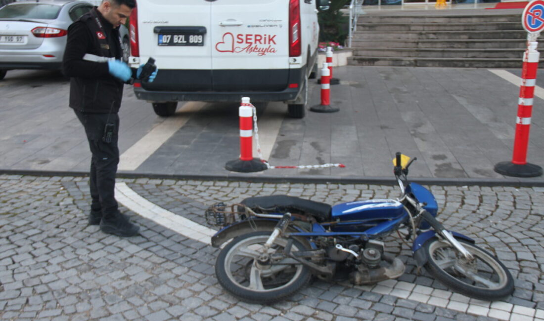 ANTALYA (AA) – Antalya'nın Serik ilçesinde pompalı tüfekle belediye binasına