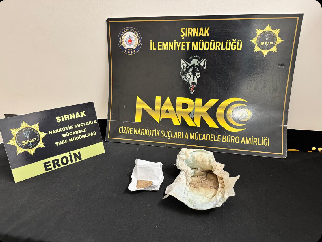 ŞIRNAK (AA) – Şırnak'ın Cizre ilçesinde durdurulan bir araçta çocuk