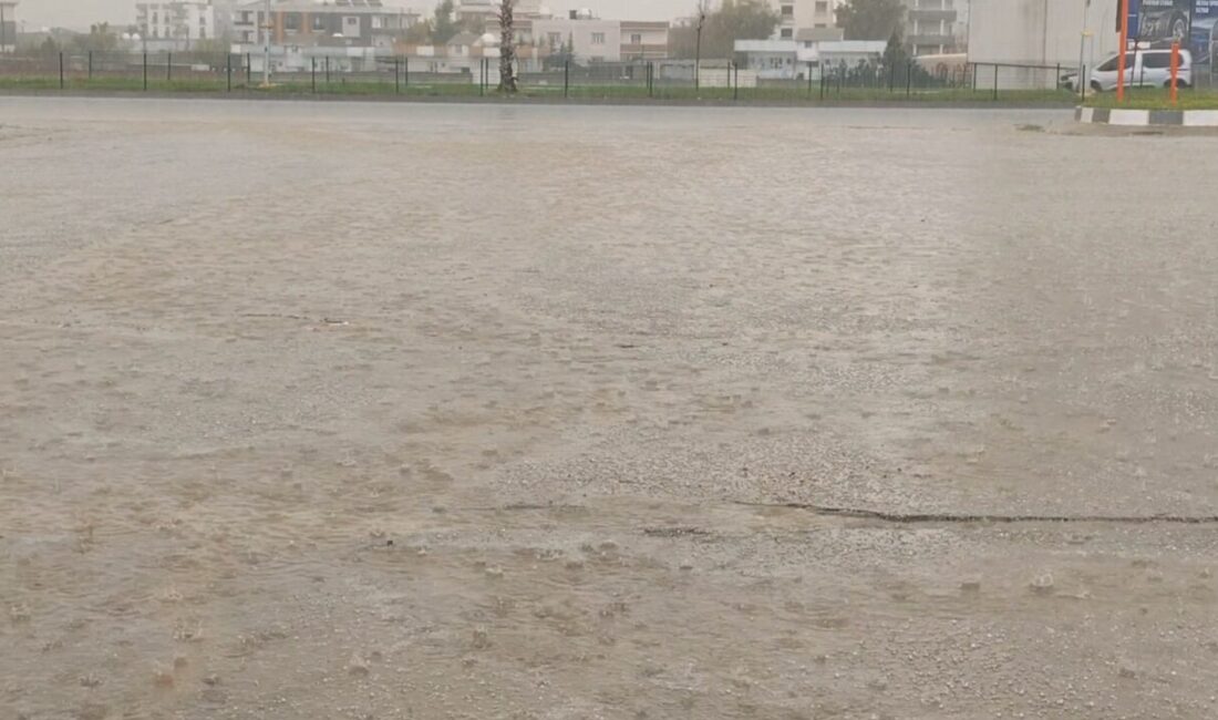 ŞIRNAK (AA) – Şırnak'ın Silopi ilçesinde etkili olan sağanak ve