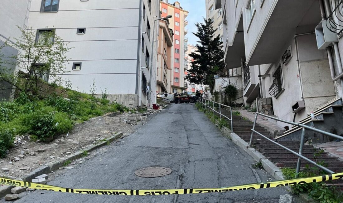 İSTANBUL (AA) – Şişli'de metruk binada bir erkeğe ait ceset