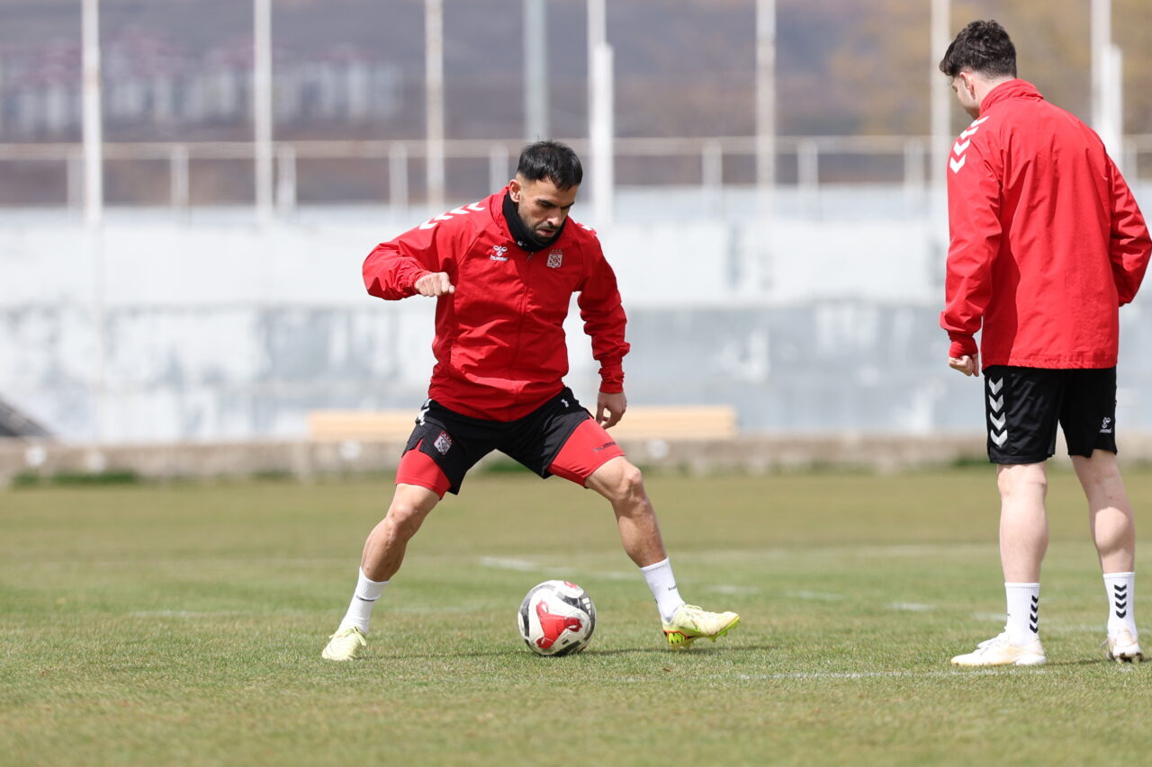 SİVAS (AA) – Özbelsan Sivasspor, Trendyol 1. Lig'in 33. haftasında