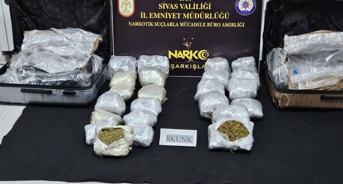 SİVAS (AA) – Sivas'ın Şarkışla ilçesinde, polis ekiplerince düzenlenen uyuşturucu