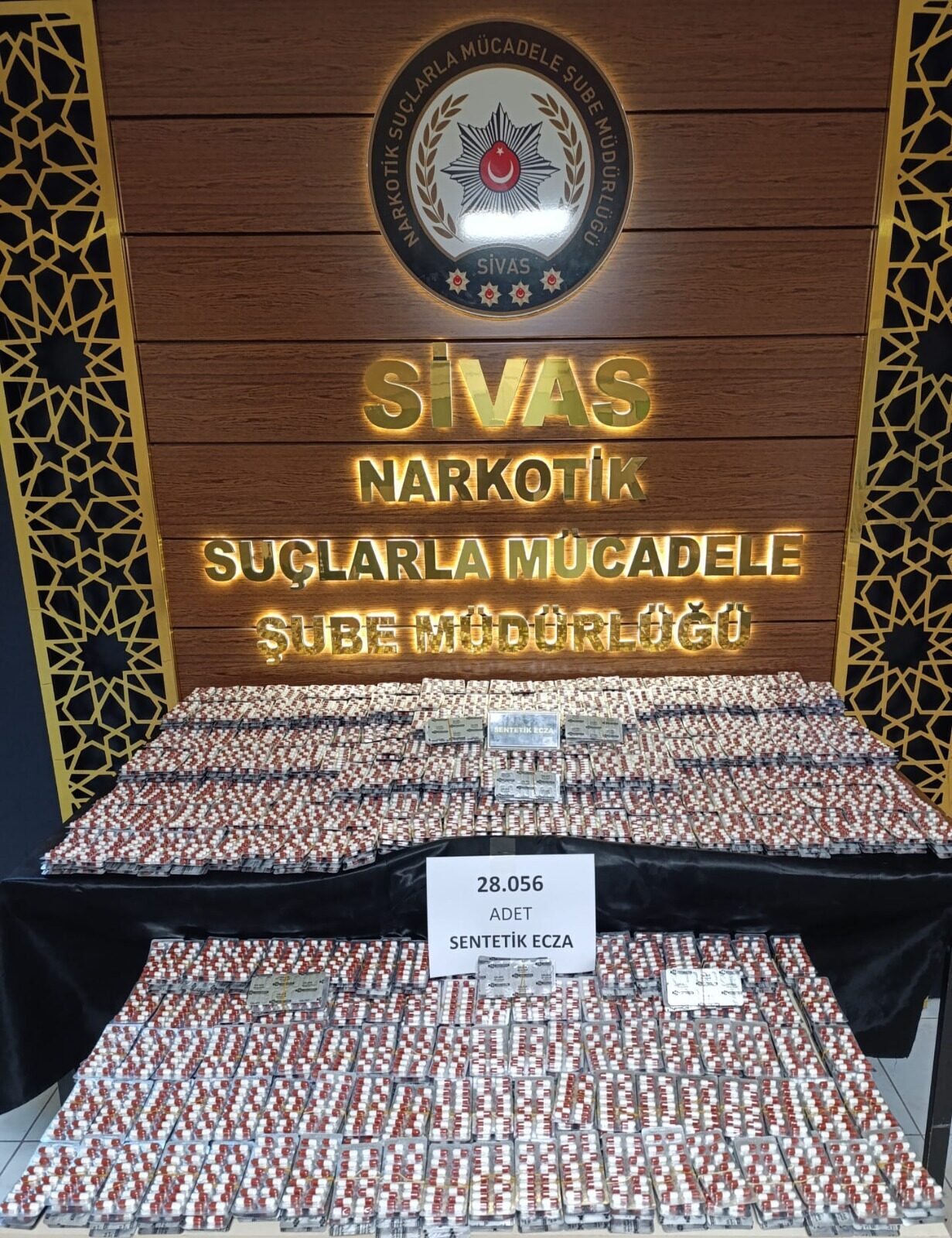 SİVAS (AA) – Sivas'ta polis ekiplerince düzenlenen uyuşturucu operasyonunda gözaltına