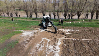 SİVAS (AA) – Sivas'ın Hafik ilçesinde sağanak ve kar sularının