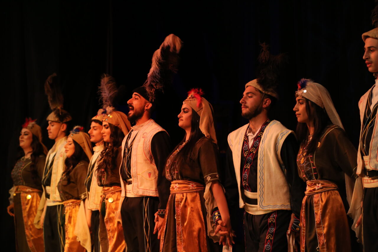 HALEP (AA) – Suriye’nin kuzeyindeki Halep ilinde, ilk kez Süryani-Asuri