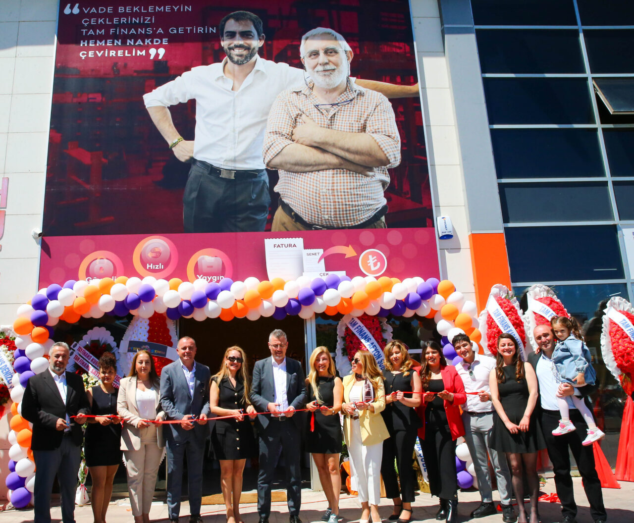 UŞAK (AA) – Tam Finans, Uşak'taki şubesini törenle hizmete açtı.
