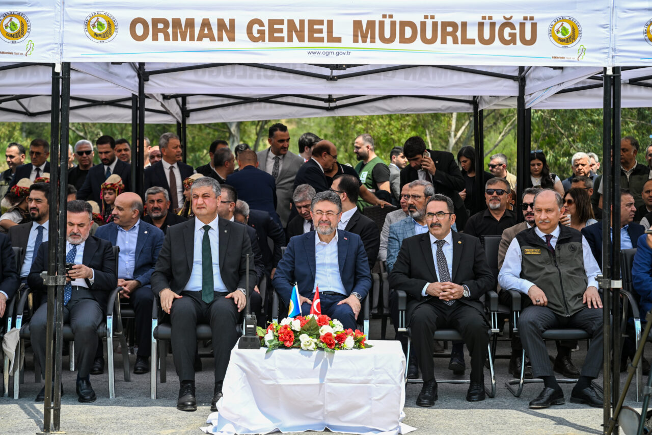 - "Bu sene yangınla mücadele edecek olan hava ve kara