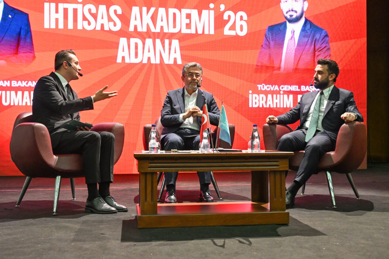 - "2025 yılı içerisinde 500 bin ata tohumunu satışa bizzat