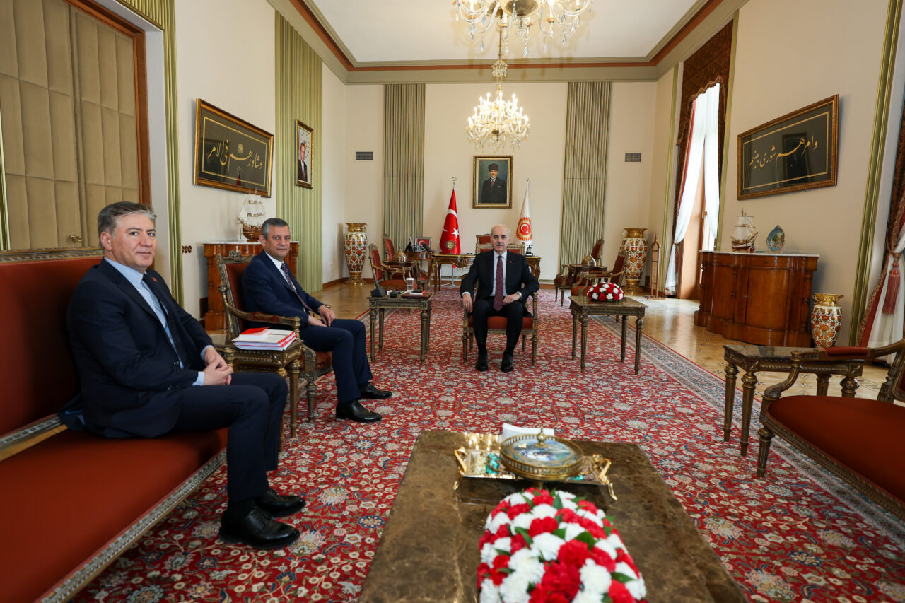 TBMM (AA) – TBMM Başkanı Numan Kurtulmuş, CHP Genel Başkanı