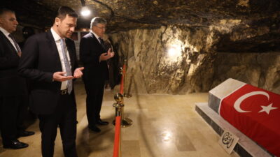 SALT (AA) – TBMM Dışişleri Komisyonu Başkanı Fuat Oktay ve