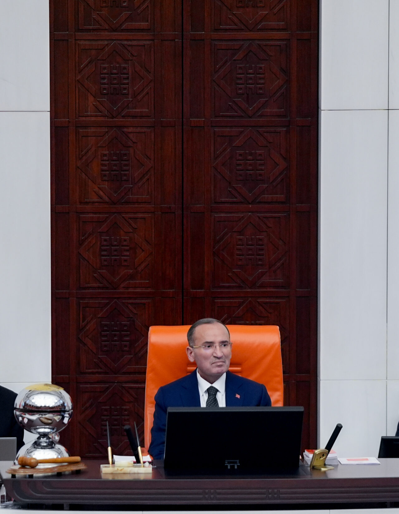 - AK Parti Grup Başkanvekili Leyla Şahin Usta:
- "Türkiye'nin darbeler