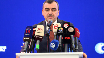 - "Bütün kapıları çalarak, bütün elleri sıkarak, insanlara gerçekleri anlattığımız