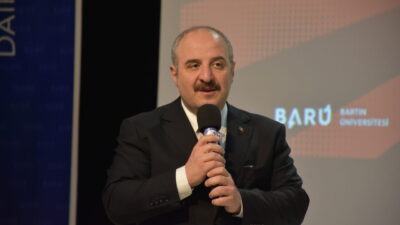 - "Bugün Türkiye bu krizlerde, özellikle savaş ortamında ayakta kalabiliyorsa,