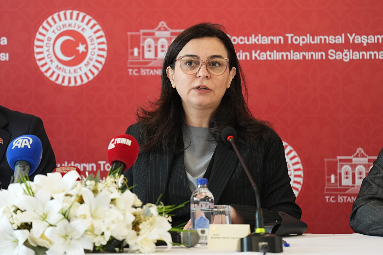 - TBMM Suça Sürüklenen Çocuklara İlişkin Araştırma Komisyonu Başkanı Müşerref