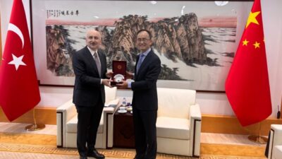 - "Özellikle bugün Hürmüz Boğazı ve Kızıldeniz'deki gelişmeler demir yolu